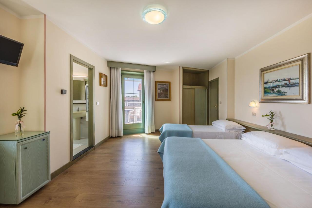 Aviano Palace Hotel ภายนอก รูปภาพ