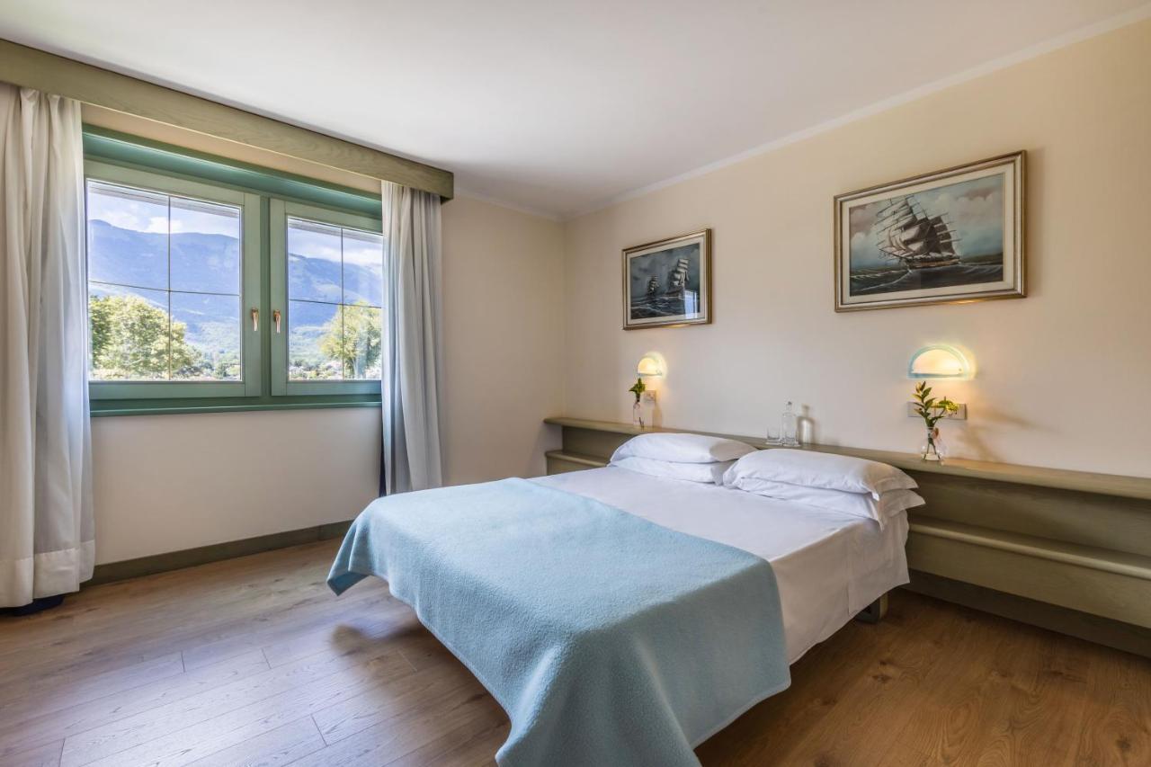 Aviano Palace Hotel ภายนอก รูปภาพ