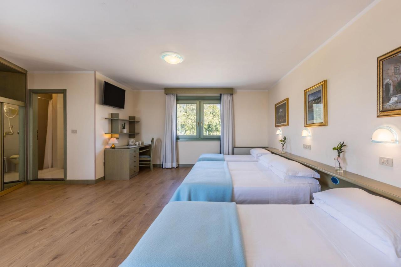 Aviano Palace Hotel ภายนอก รูปภาพ