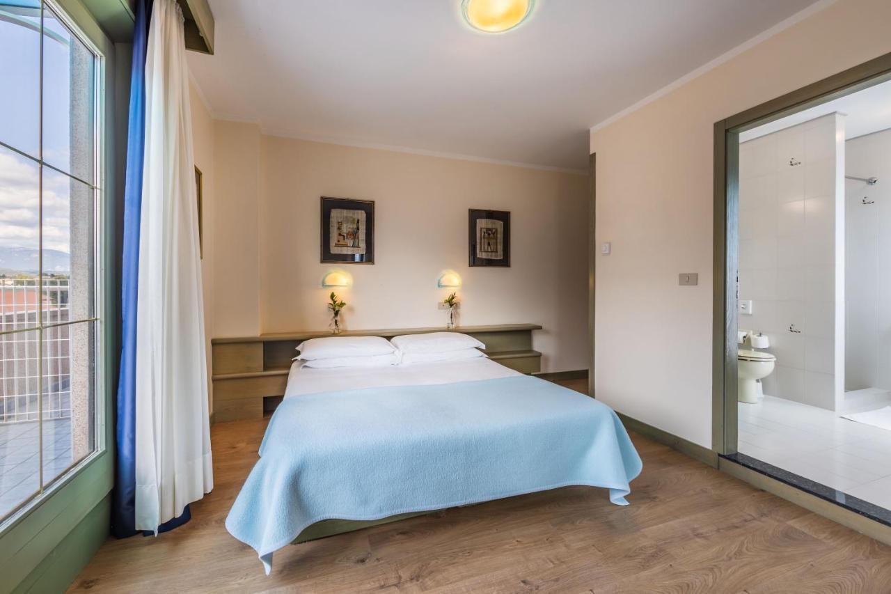 Aviano Palace Hotel ภายนอก รูปภาพ